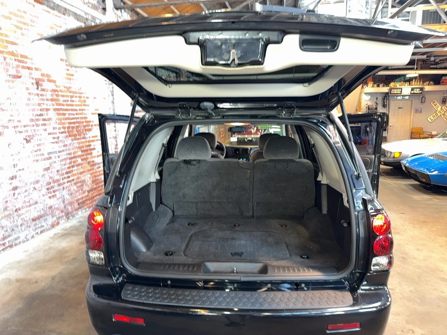Used 2008 Chevrolet TrailBlazer SS w/ Sun And Sound Package AWD/4WD image 83