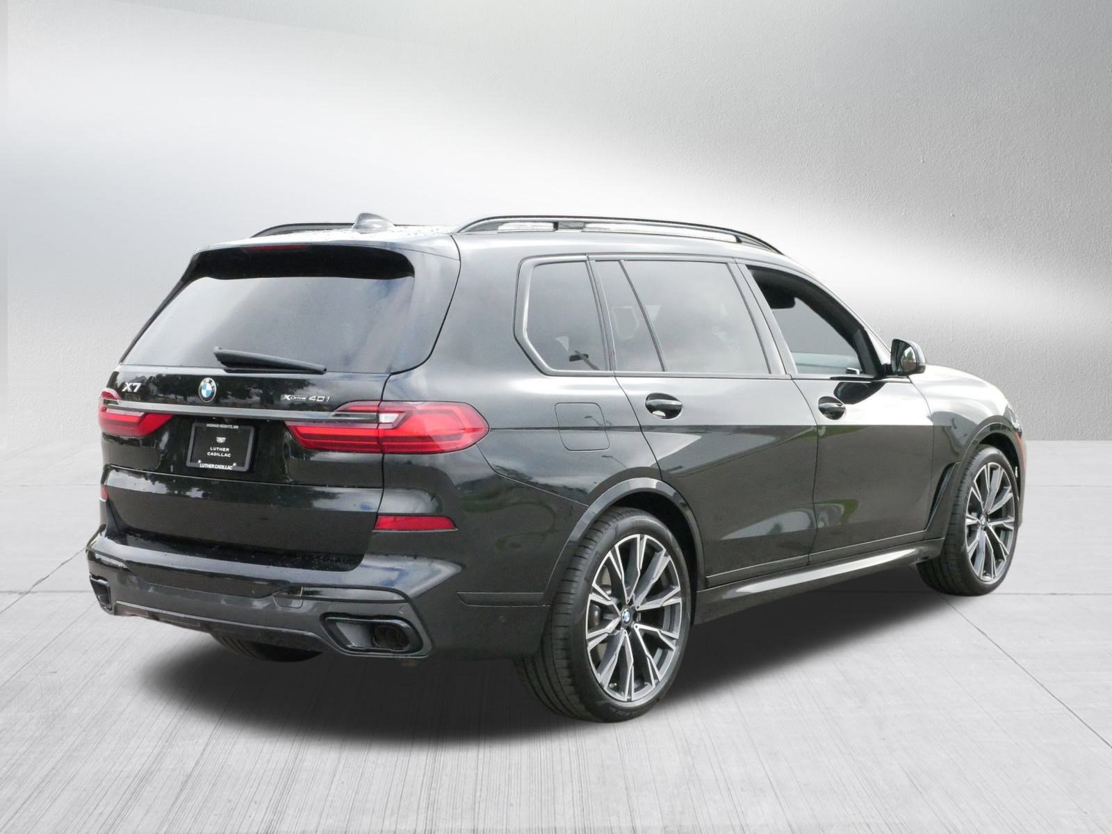 Used 2022 BMW X7 xDrive40i w/ M Sport Package image 7