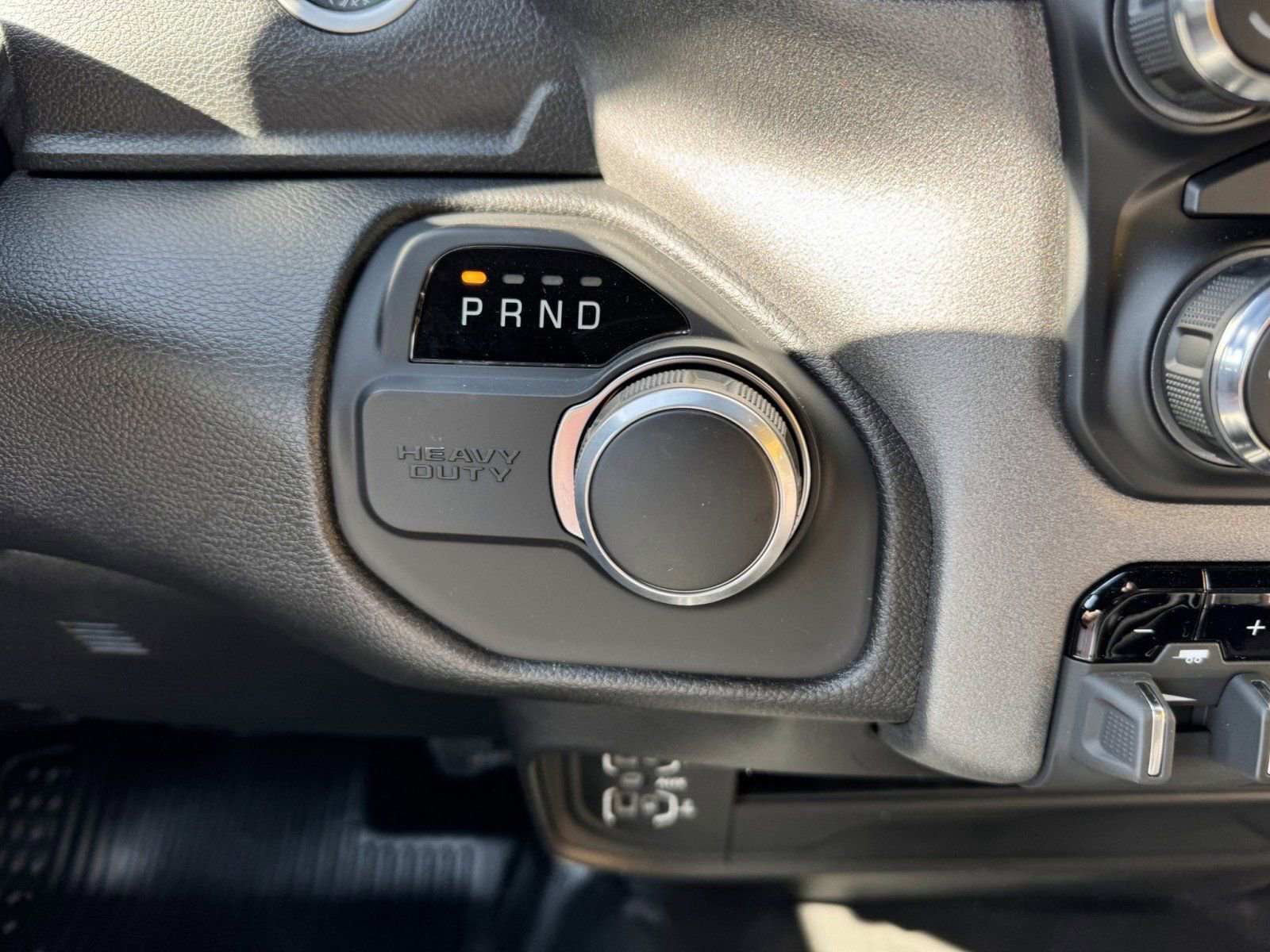 New 2024 RAM 3500 Tradesman w/ Chrome Appearance Group AWD/4WD image 22