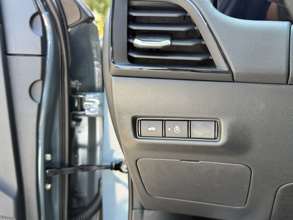 New 2026 Nissan Sentra SV w/ SV Convenience Package image 15