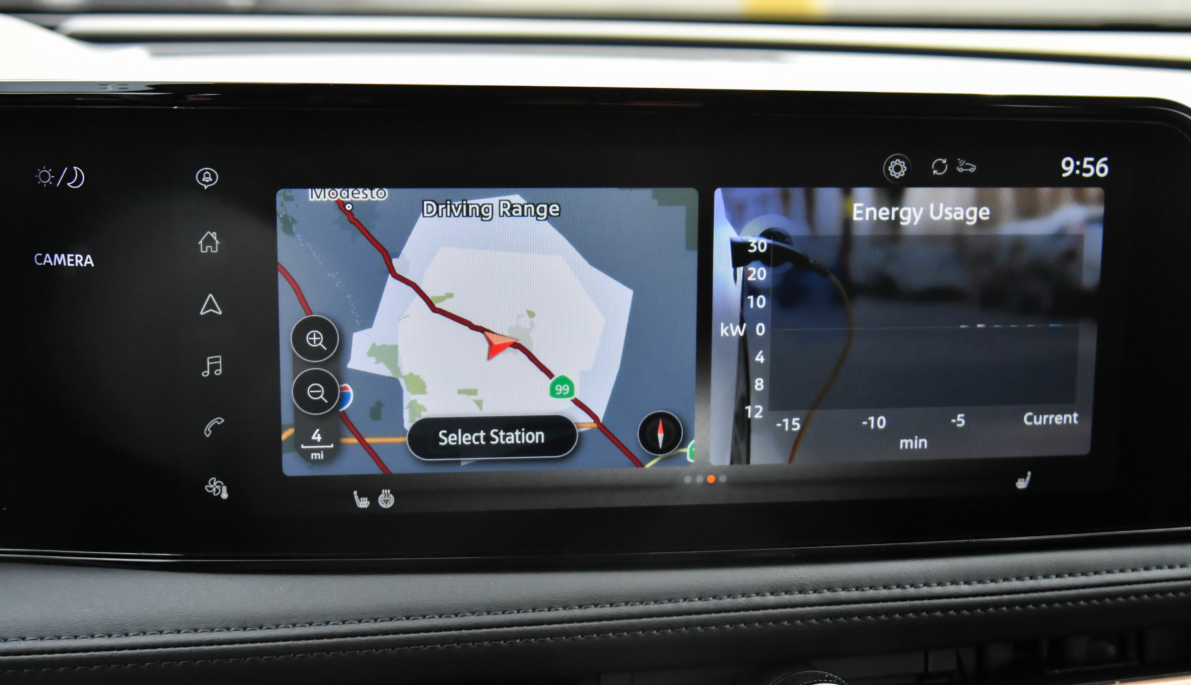 Used 2024 Nissan Ariya FWD image 23