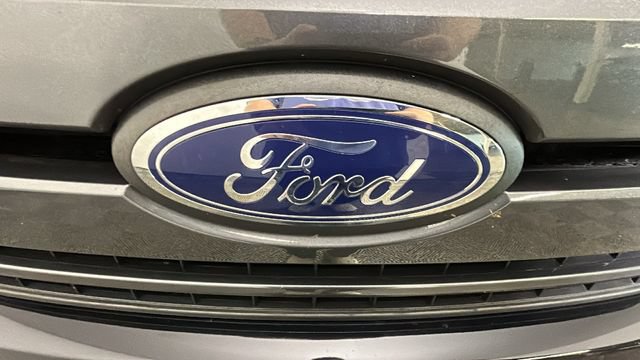 Used 2018 Ford F150 XLT w/ Equipment Group 302A Luxury AWD/4WD image 8