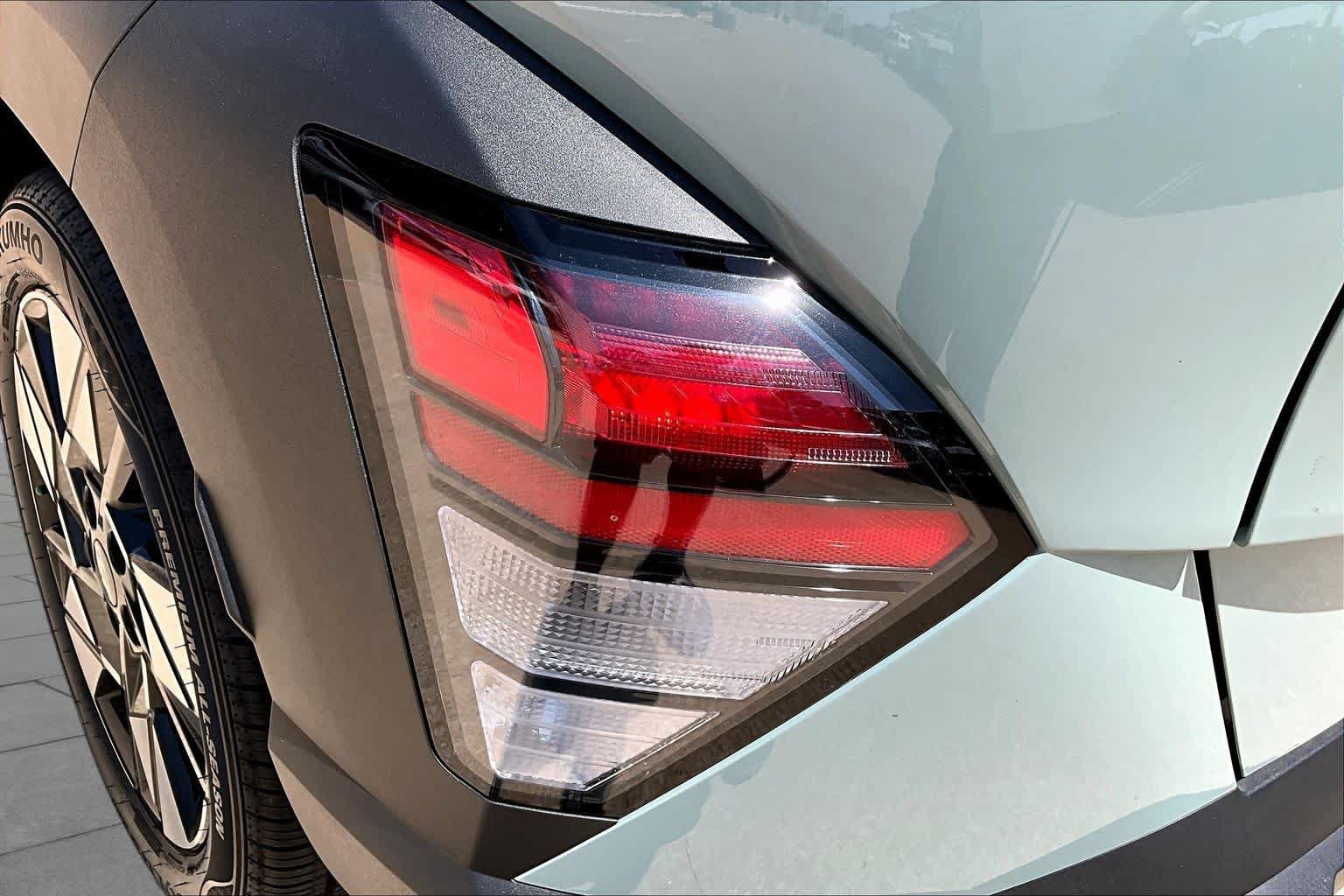 Used 2025 Hyundai Kona SEL FWD image 26