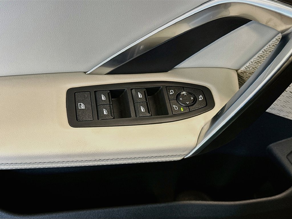 New 2027 BMW X1 xDrive28i AWD/4WD image 17