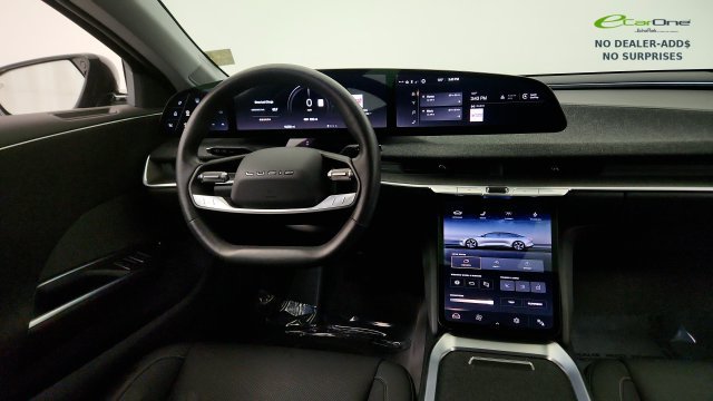 Used 2025 Lucid Air Pure RWD image 51