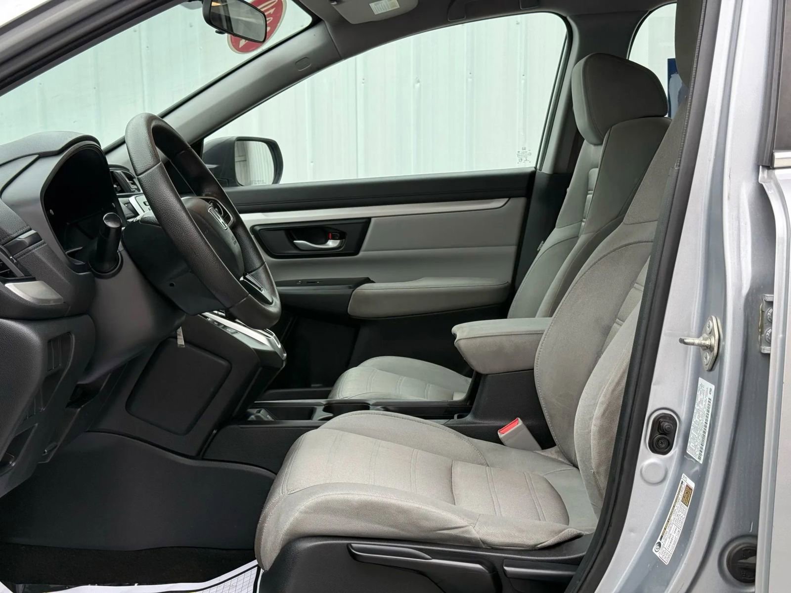 Used 2019 Honda CR-V LX image 9