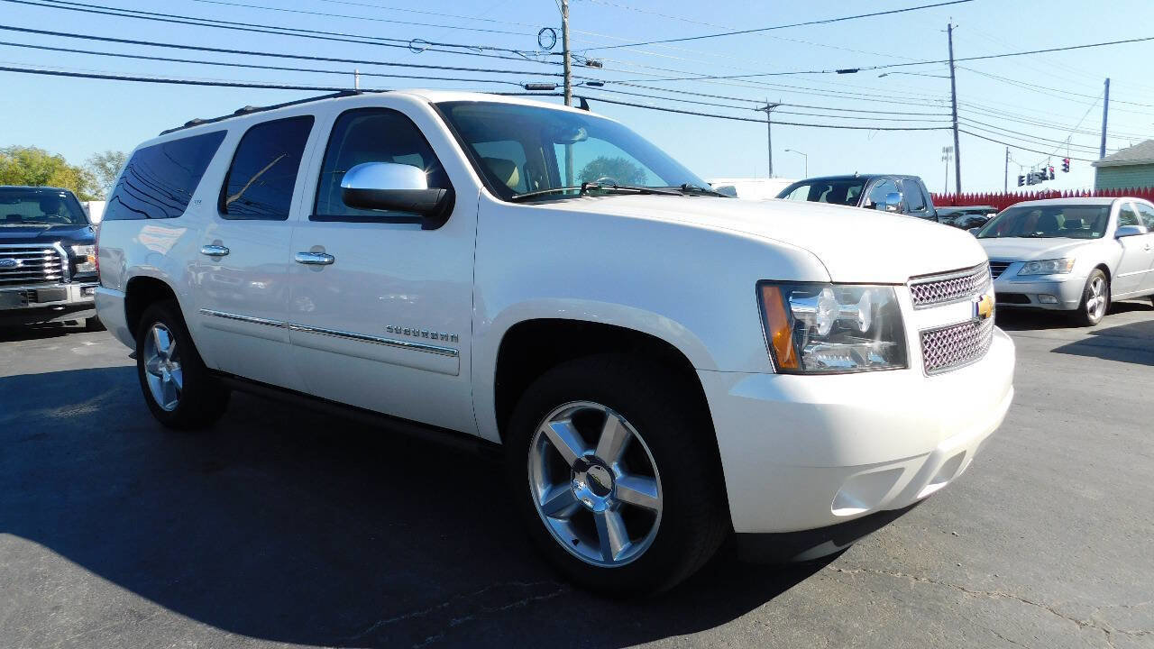 Used 2013 Chevrolet Suburban LTZ image 5