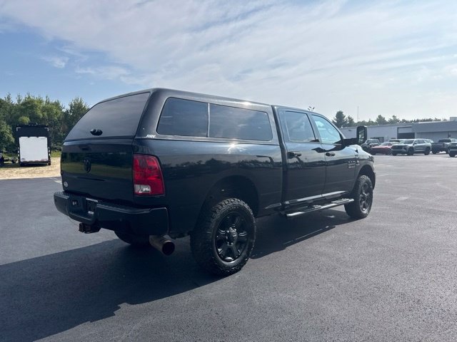 Used 2018 RAM 2500 SLT w/ Black Appearance Group AWD/4WD image 8