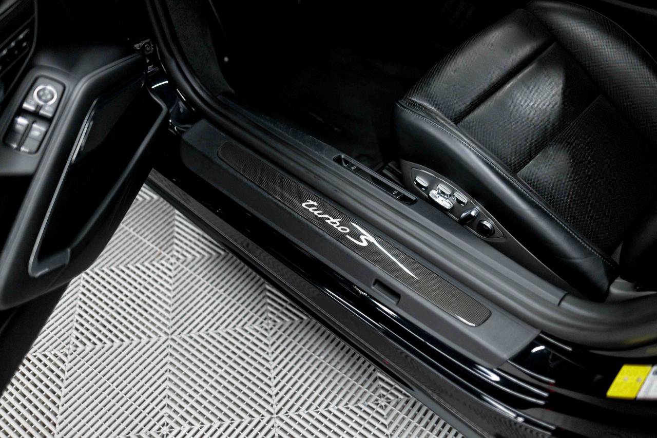 Used 2019 Porsche 911 Turbo S AWD/4WD image 40