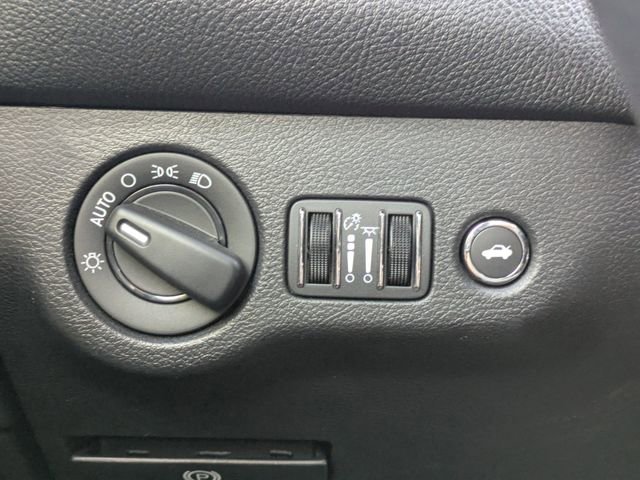 Used 2019 Dodge Challenger SRT Hellcat w/ Plus Package image 27