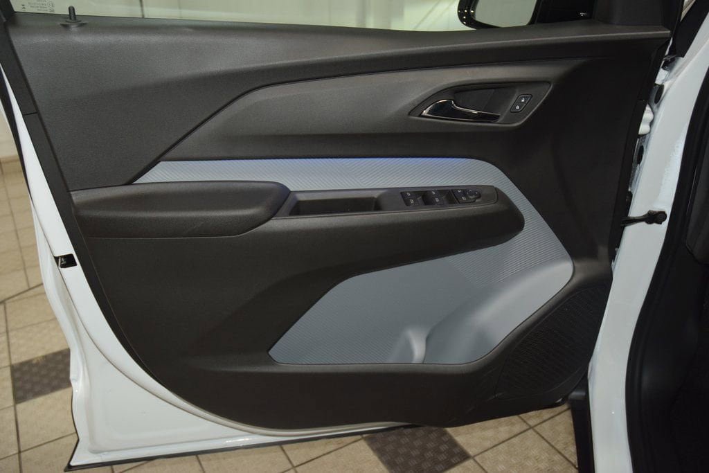 New 2027 Chevrolet Bolt RS FWD image 43