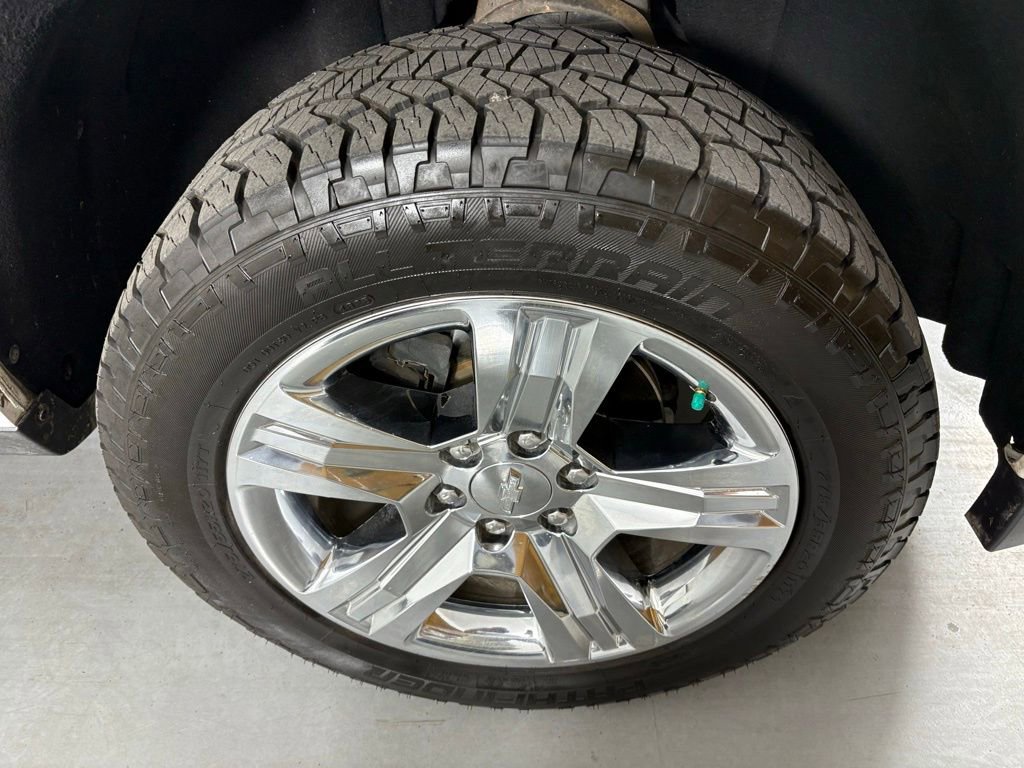 Used 2018 Chevrolet Silverado 1500 Custom w/ Custom Value Package AWD/4WD image 11