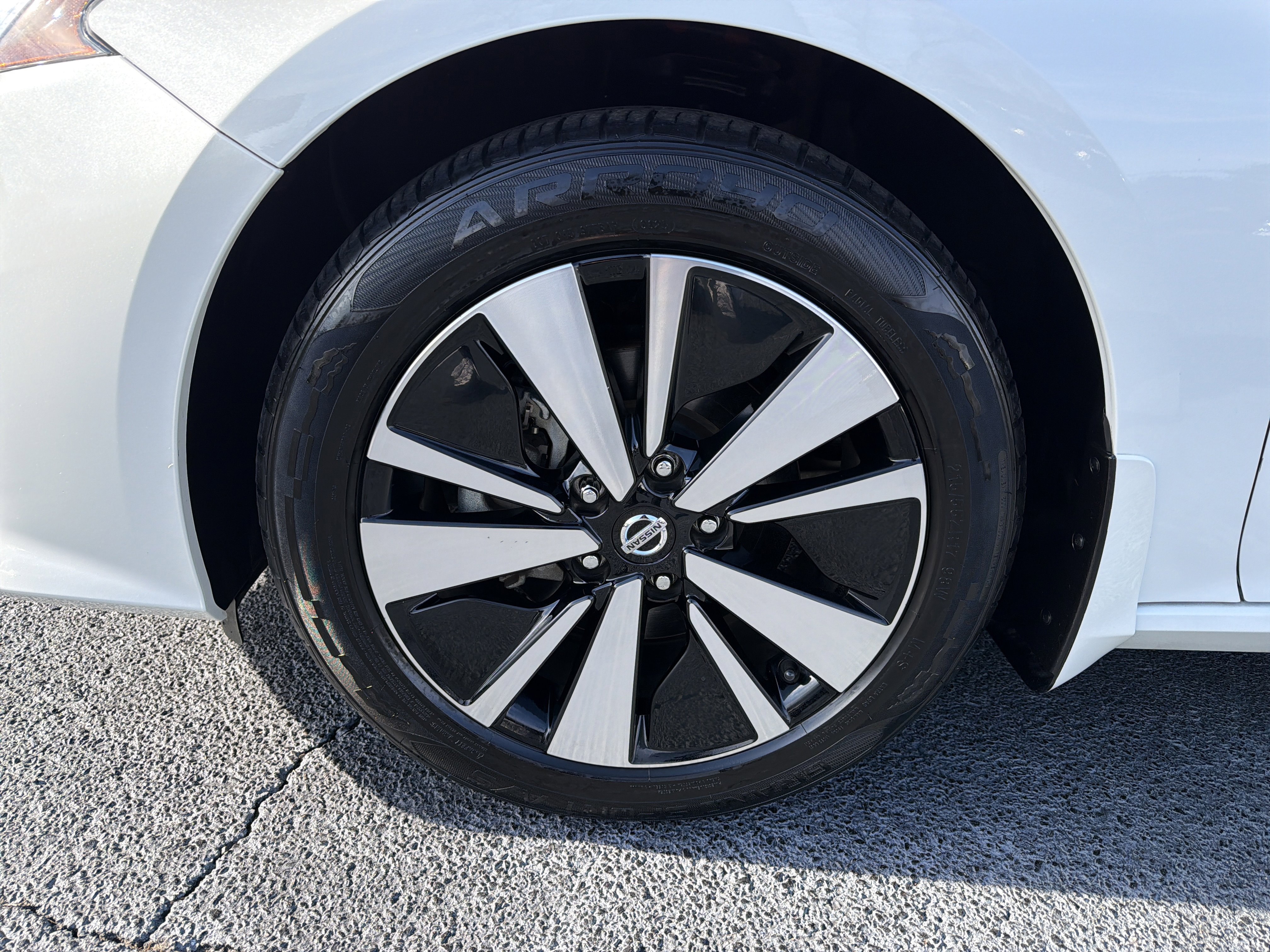 Used 2021 Nissan Altima 2.5 SV image 10