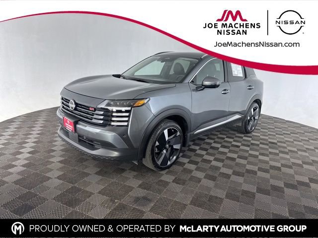 Certified 2025 Nissan Kicks SR image 3