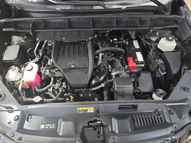 Used 2023 Toyota Highlander XLE image 32