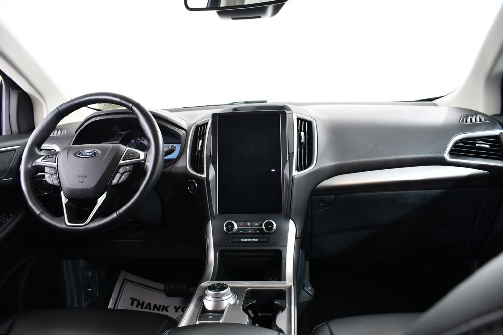 Used 2024 Ford Edge SEL w/ Convenience Package image 7