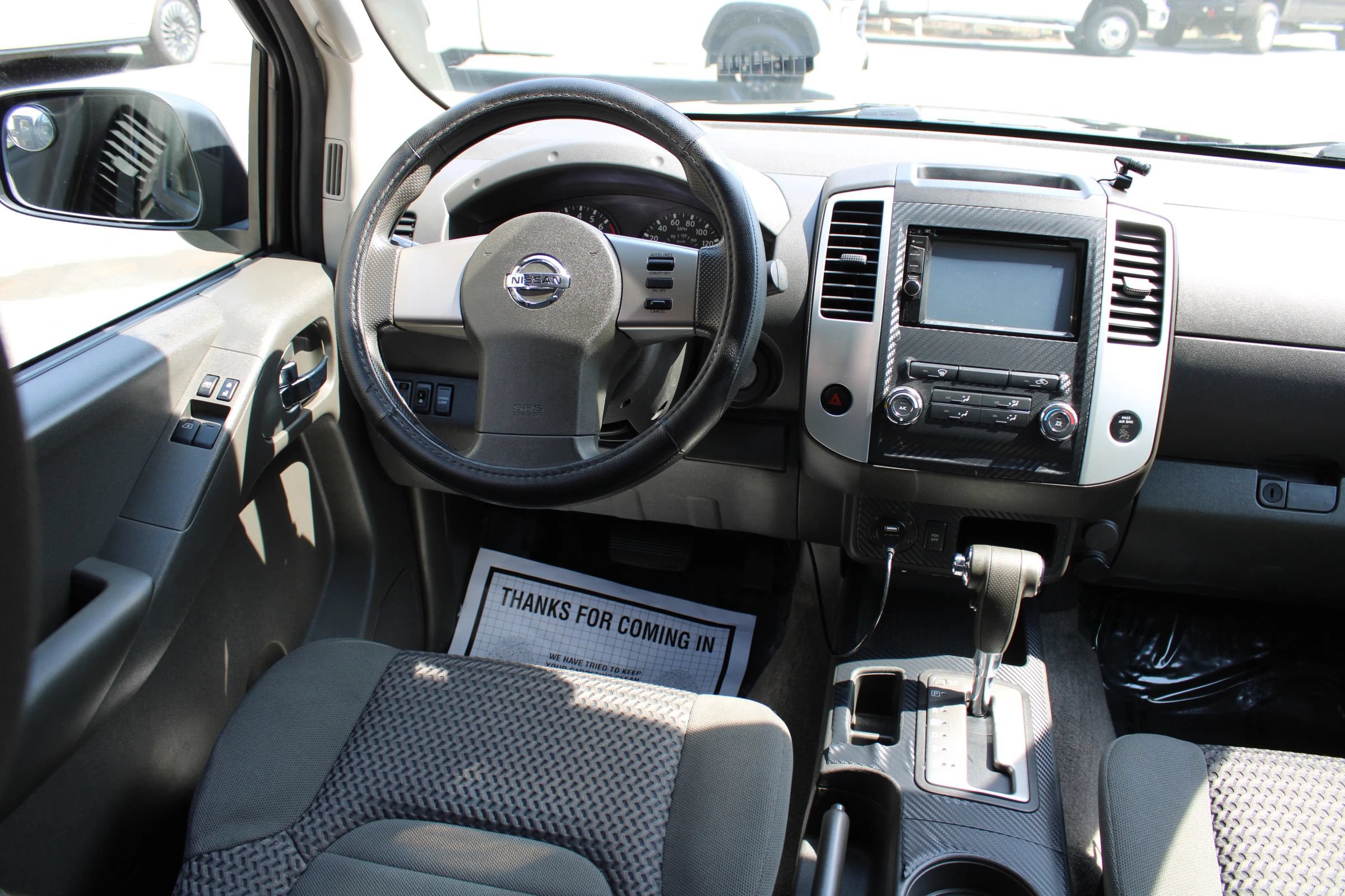 Used 2010 Nissan Frontier SE w/ SE Value Truck Pkg RWD image 14