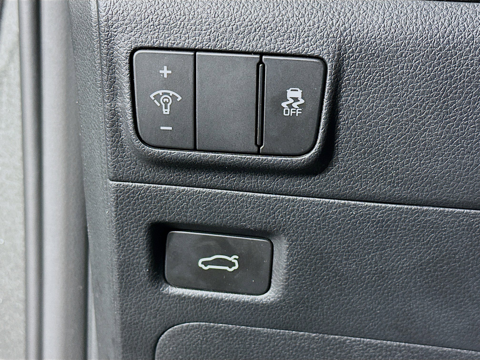 Used 2025 Kia K5 LXS image 17