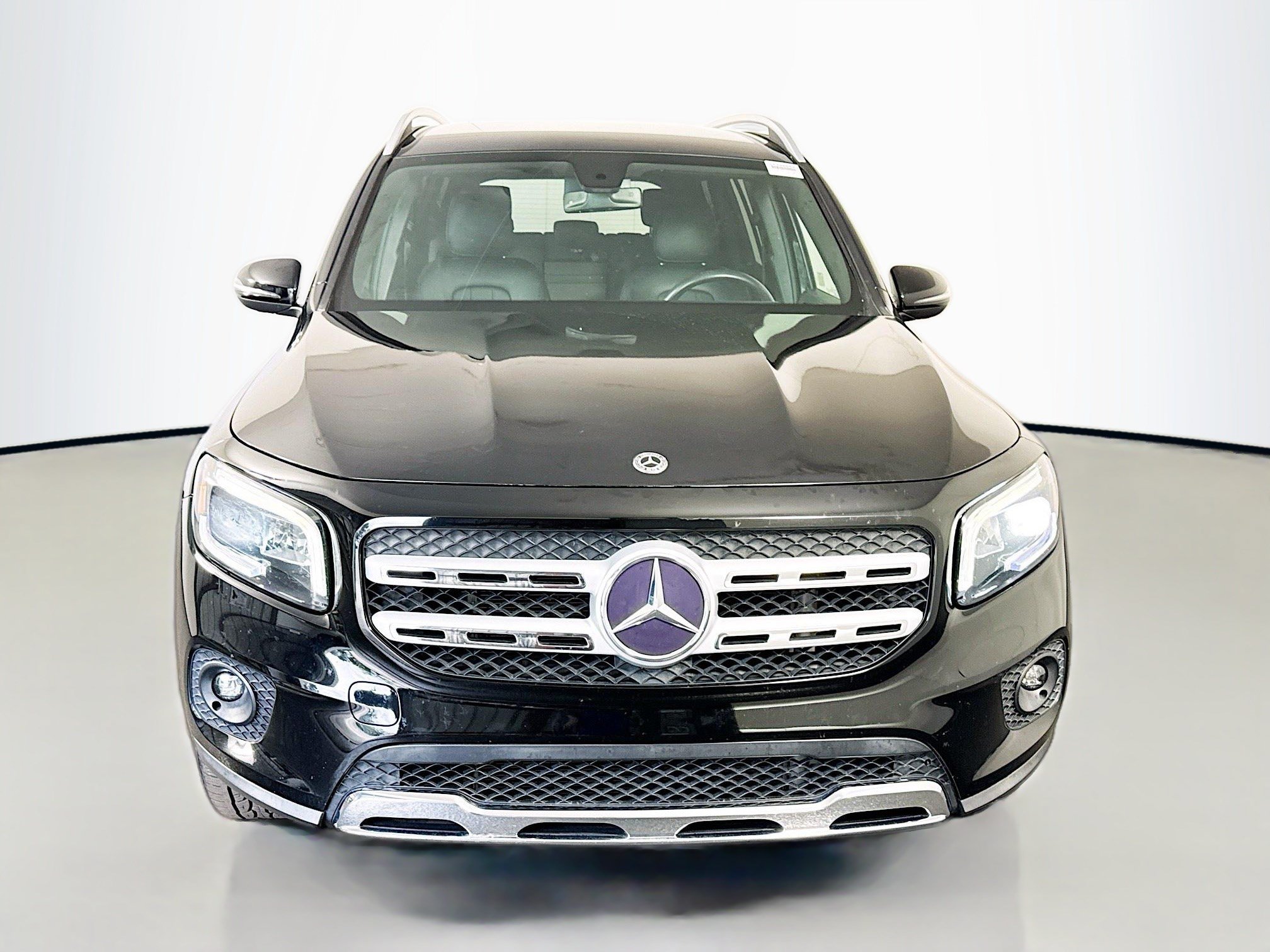 Used 2020 Mercedes-Benz GLB 250 image 2