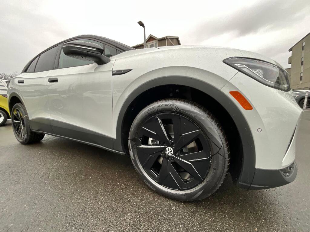 New 2026 Volkswagen ID.4 Pro S Plus image 10