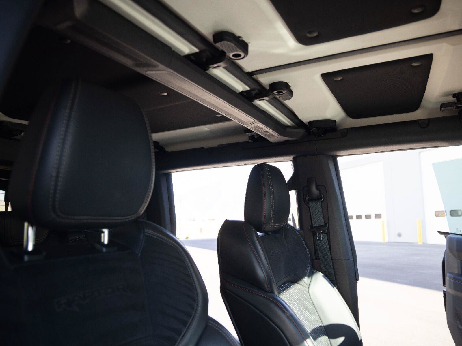 Used 2025 Ford Bronco Raptor AWD/4WD image 30