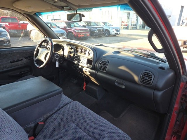 Used 2000 Dodge Ram 1500 Truck SLT image 12