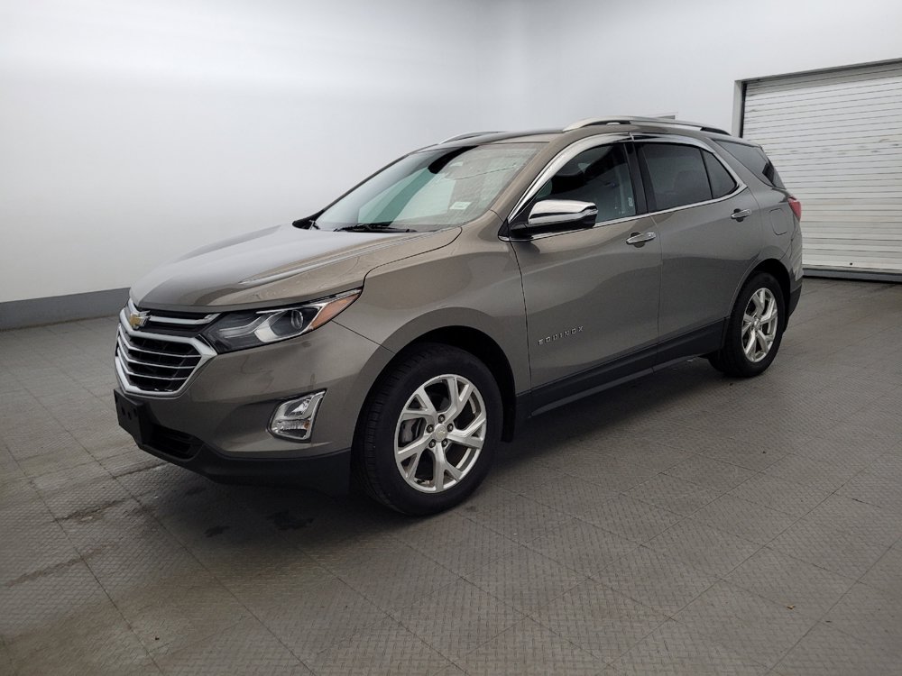 Used 2018 Chevrolet Equinox Premier w/ Infotainment II Package AWD/4WD image 2