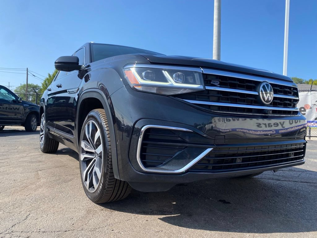 Used 2022 Volkswagen Atlas Cross Sport SEL Premium R-Line AWD/4WD image 34