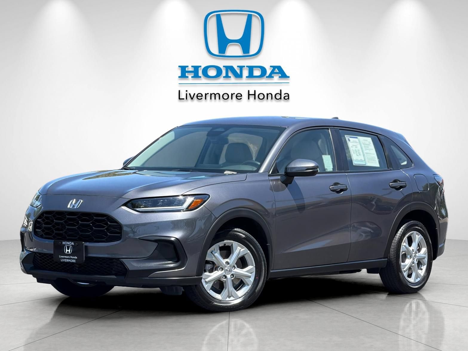 Used 2024 Honda HR-V LX image 2