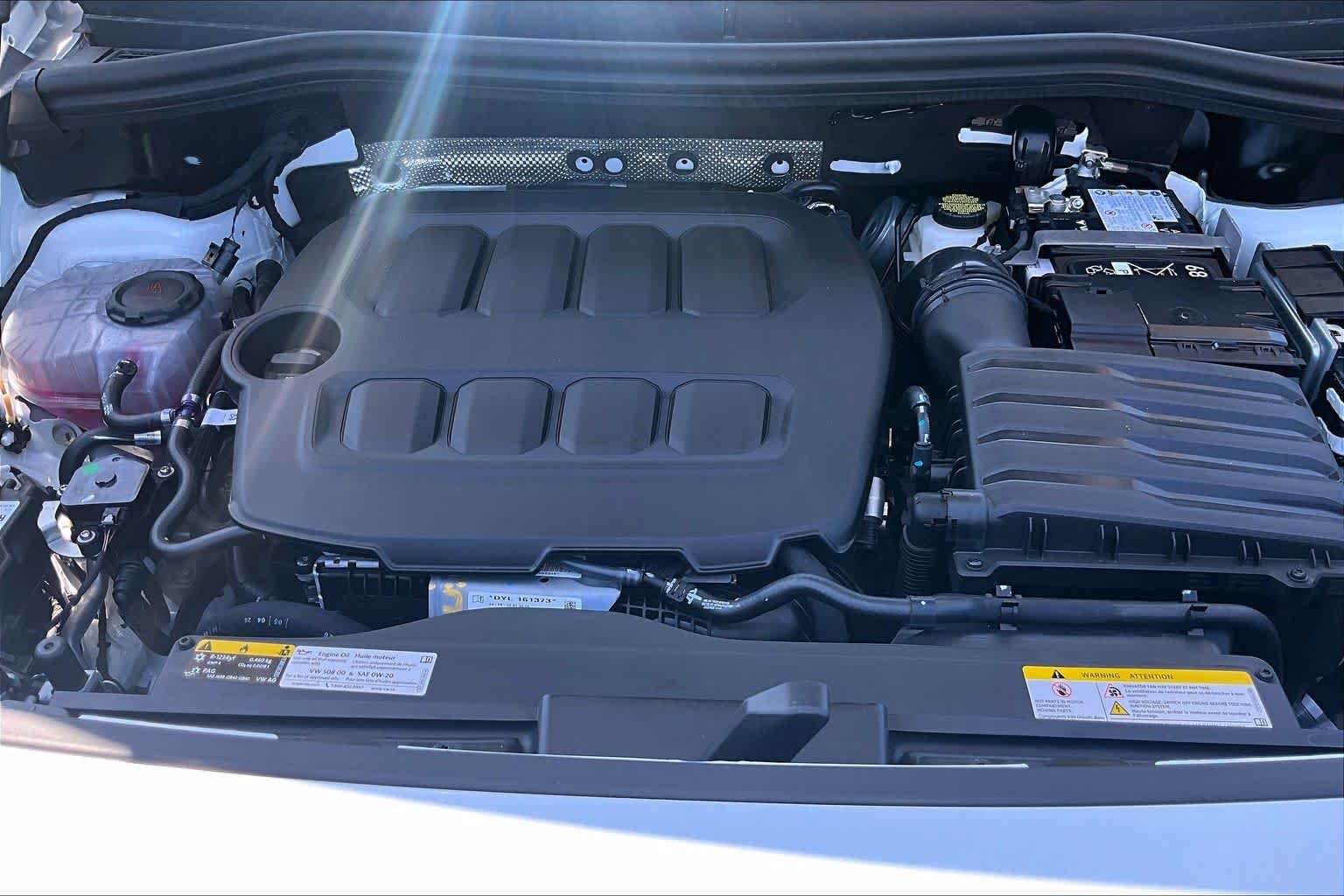 New 2026 Volkswagen Tiguan SE FWD image 16
