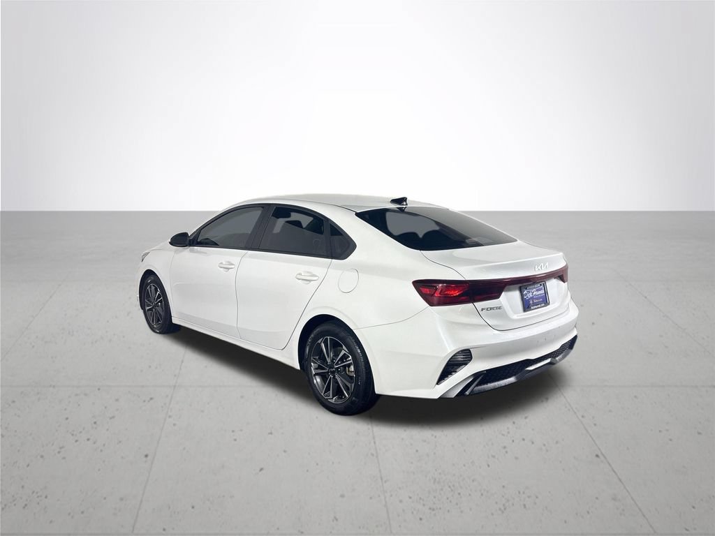 Used 2024 Kia Forte LXS FWD image 8