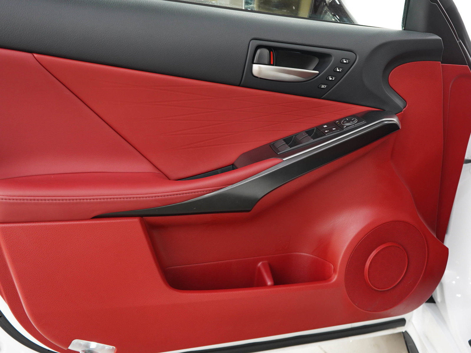 Used 2023 Lexus IS 500 RWD image 17