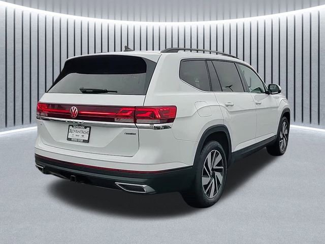 Used 2024 Volkswagen Atlas SE image 3