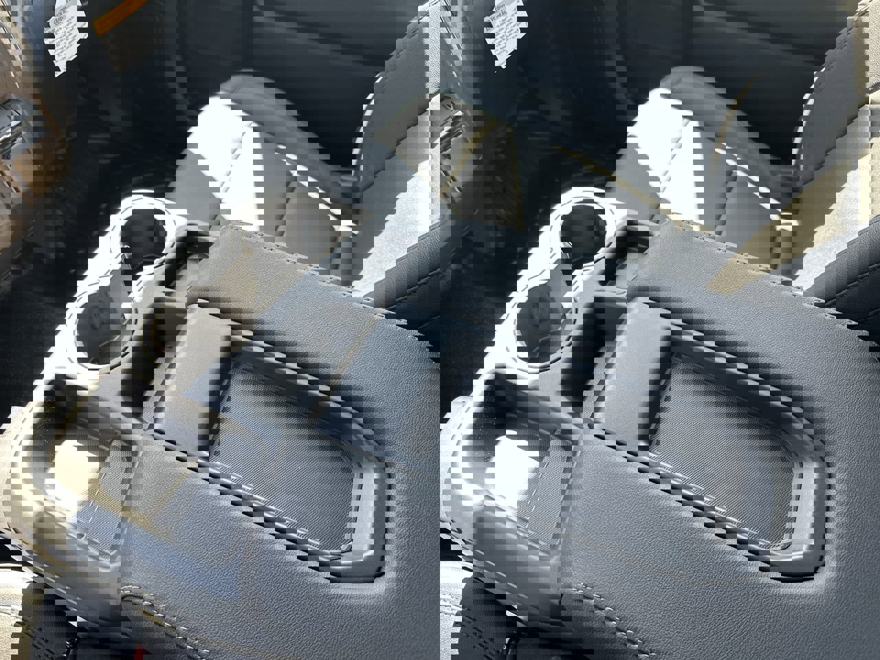 New 2025 GMC Sierra 2500 Pro w/ Convenience Package image 19