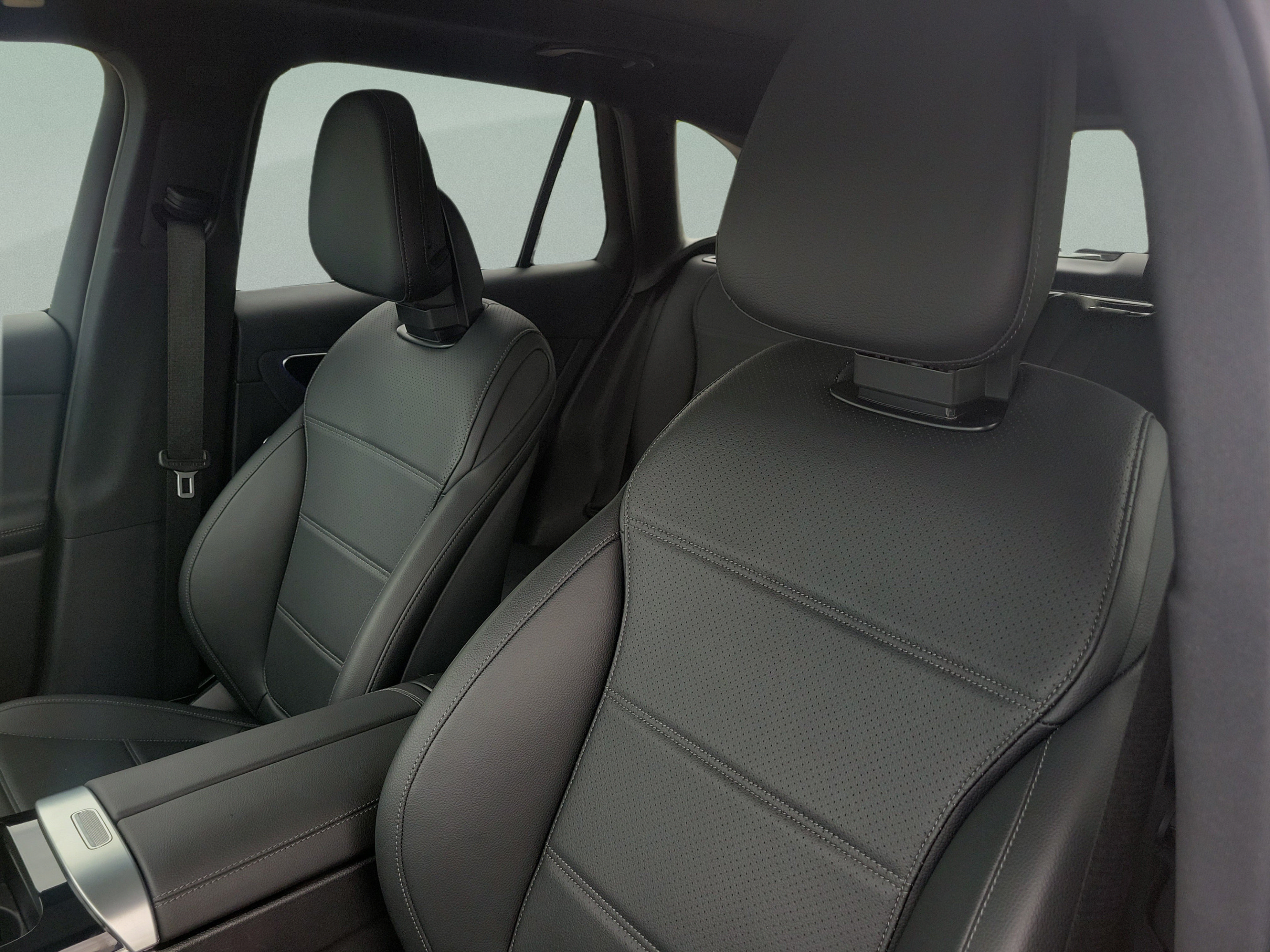 Certified 2026 Mercedes-Benz GLC 300 image 20