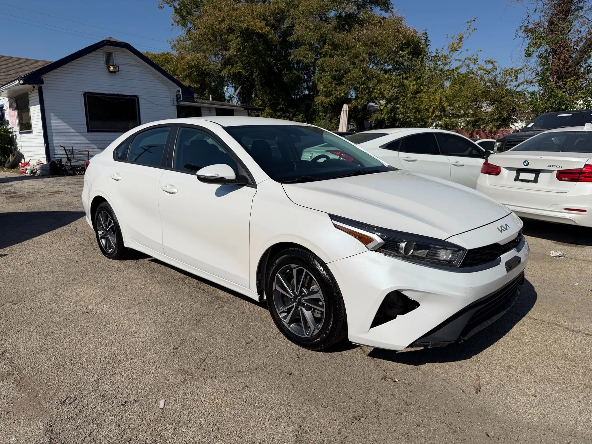 Used 2022 Kia Forte LXS w/ LXS Technology Package image 5