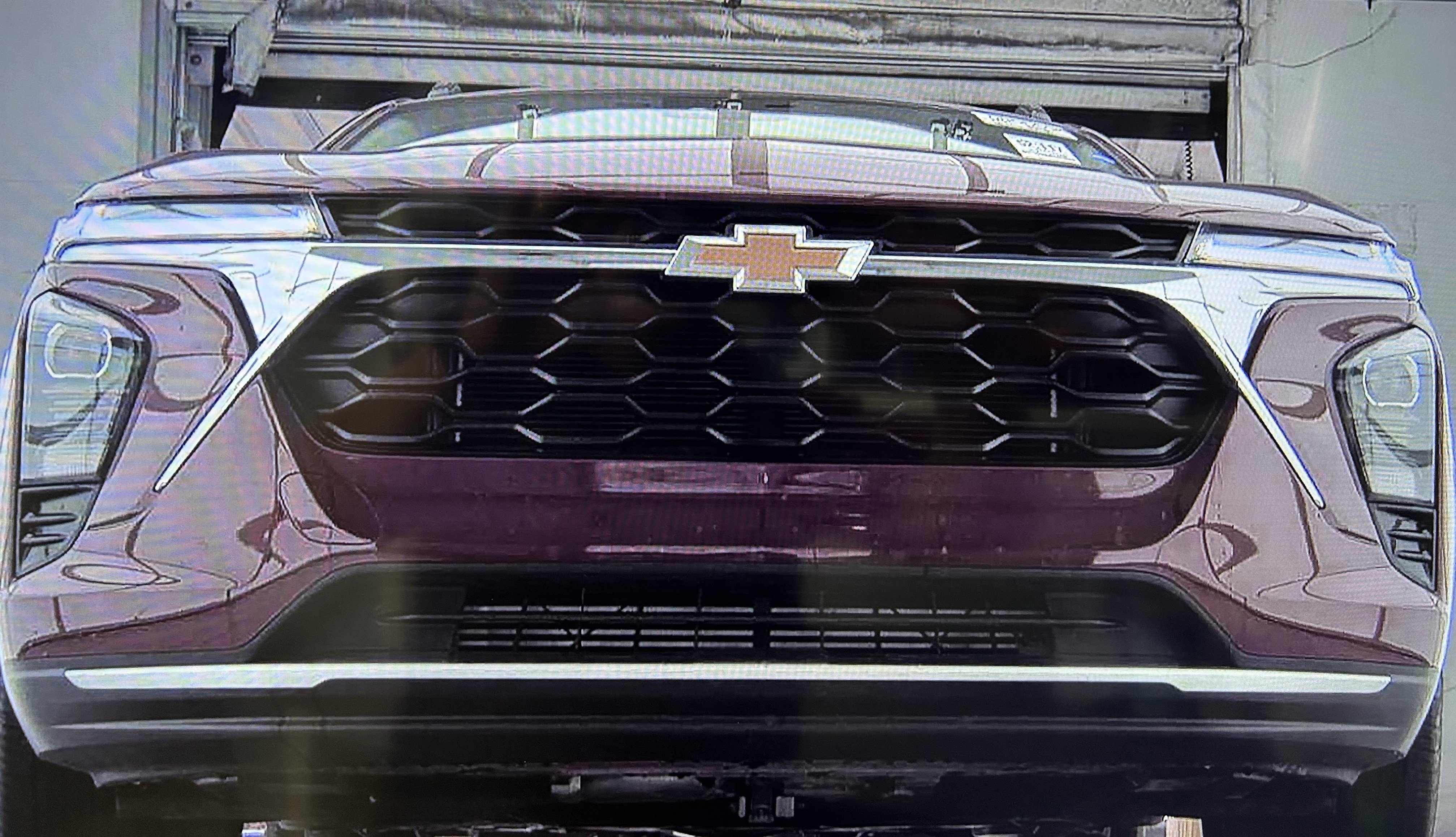 Used 2025 Chevrolet Trax LT w/ LT Convenience Package image 8