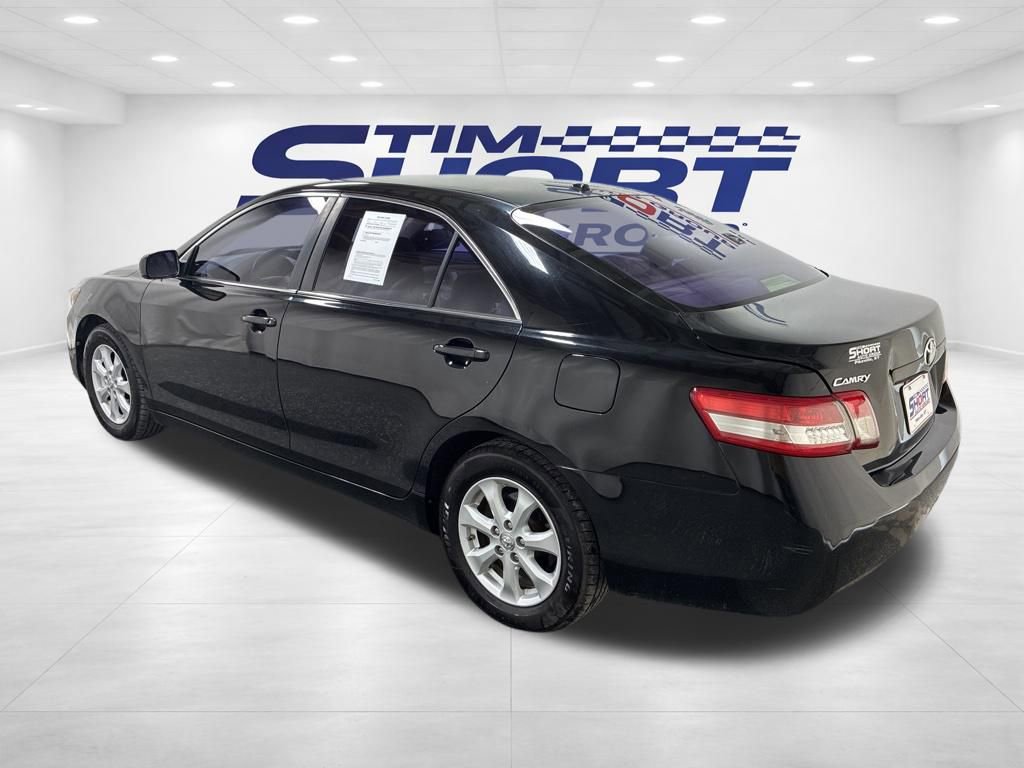Used 2011 Toyota Camry LE w/ LE Extra-Value Pkg image 6
