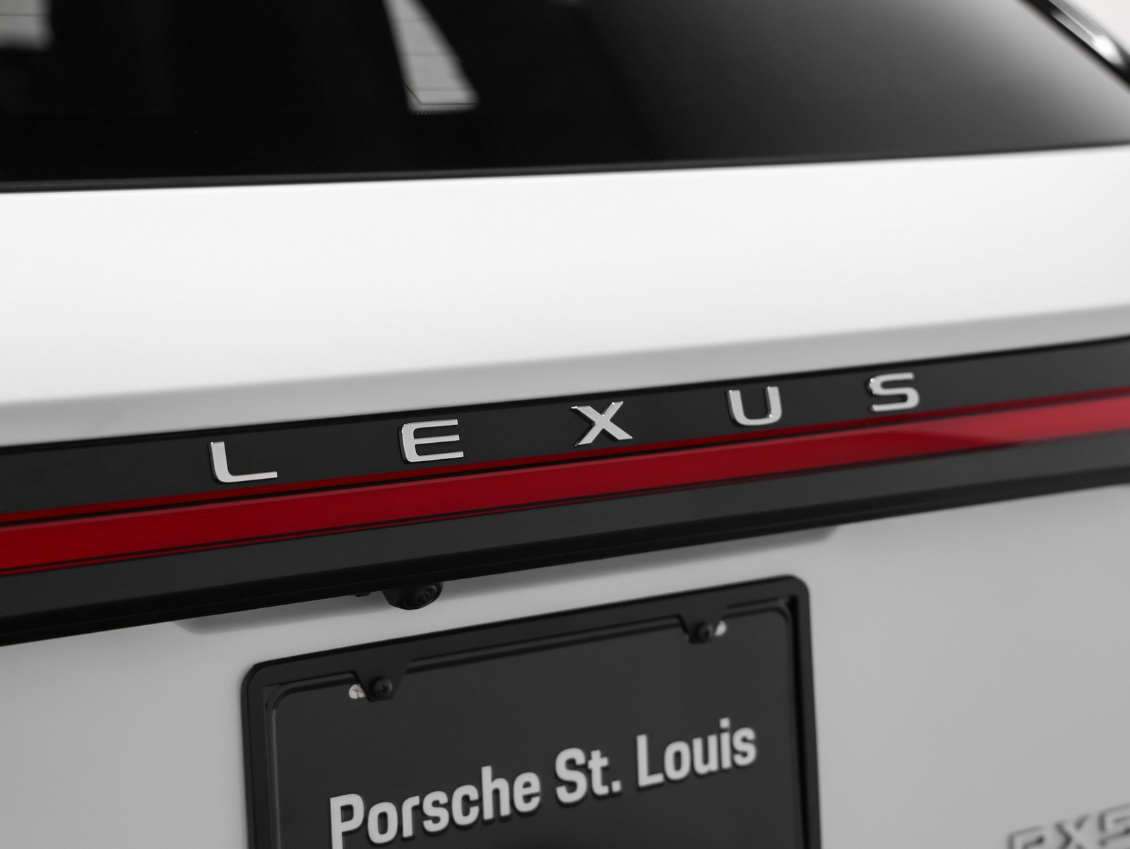 Used 2023 Lexus RX 500h F Sport image 19