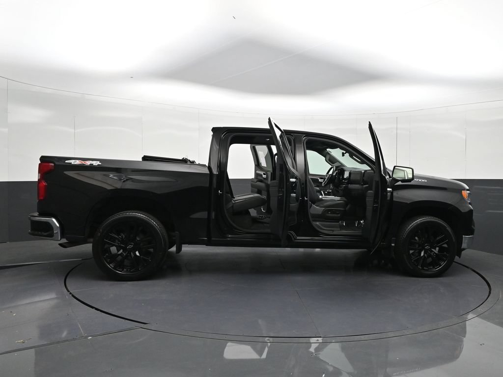 Certified 2022 Chevrolet Silverado 1500 LTZ w/ LTZ Premium Package AWD/4WD image 41