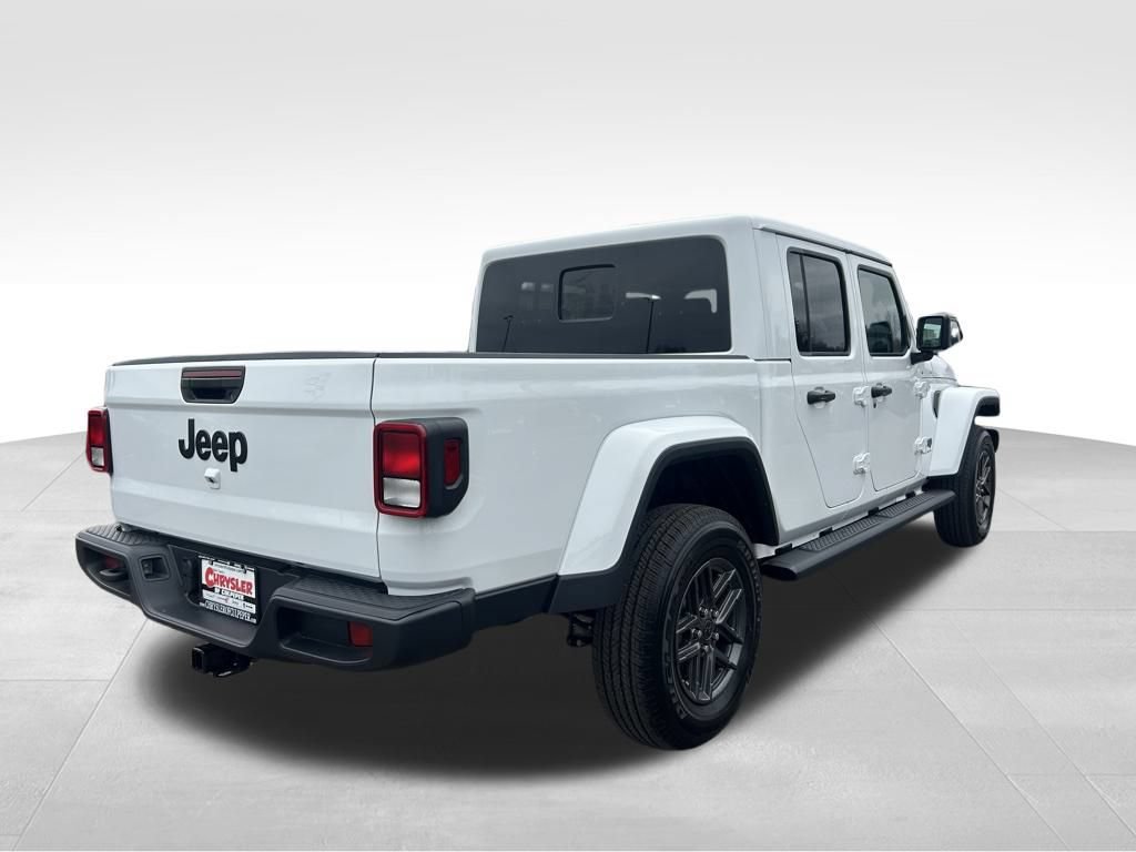 New 2026 Jeep Gladiator Sport AWD/4WD image 17