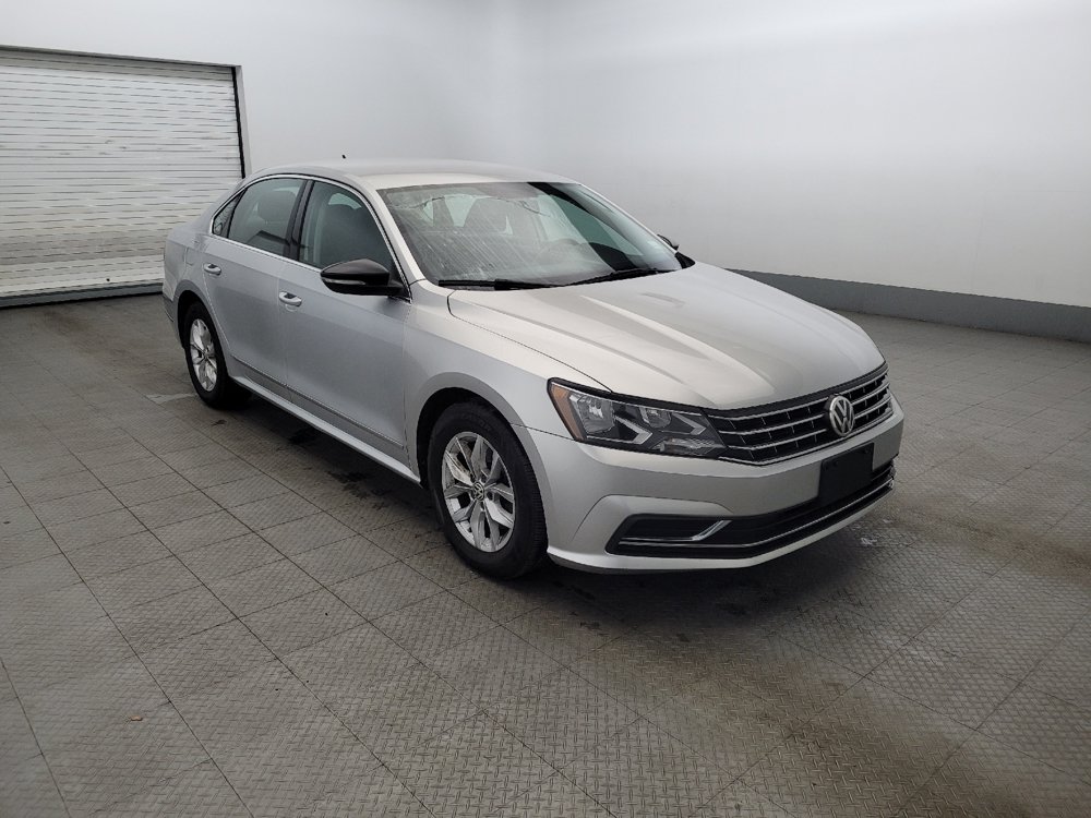 Used 2017 Volkswagen Passat 1.8T S FWD image 13