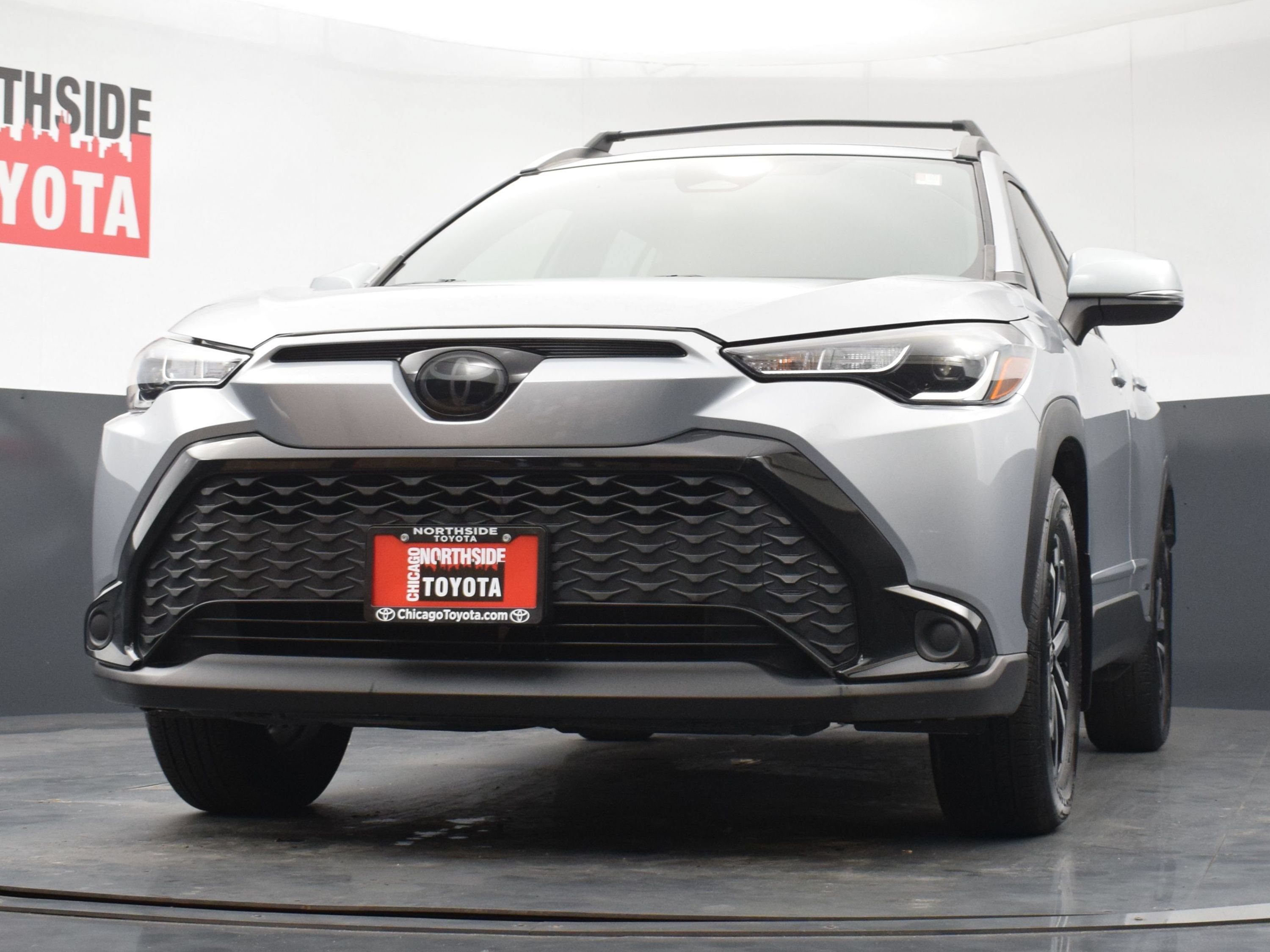 Used 2024 Toyota Corolla Cross AWD Hybrid image 31