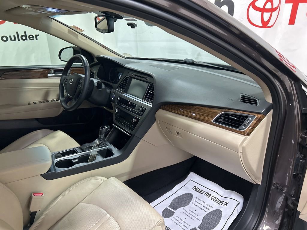 Used 2016 Hyundai Sonata Limited w/ Option Group 04 image 12