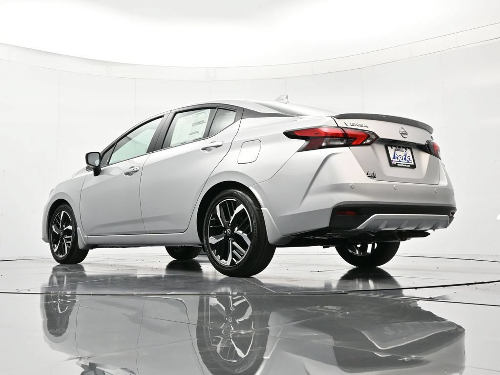 New 2025 Nissan Versa SR w/ Trunk Package FWD image 40