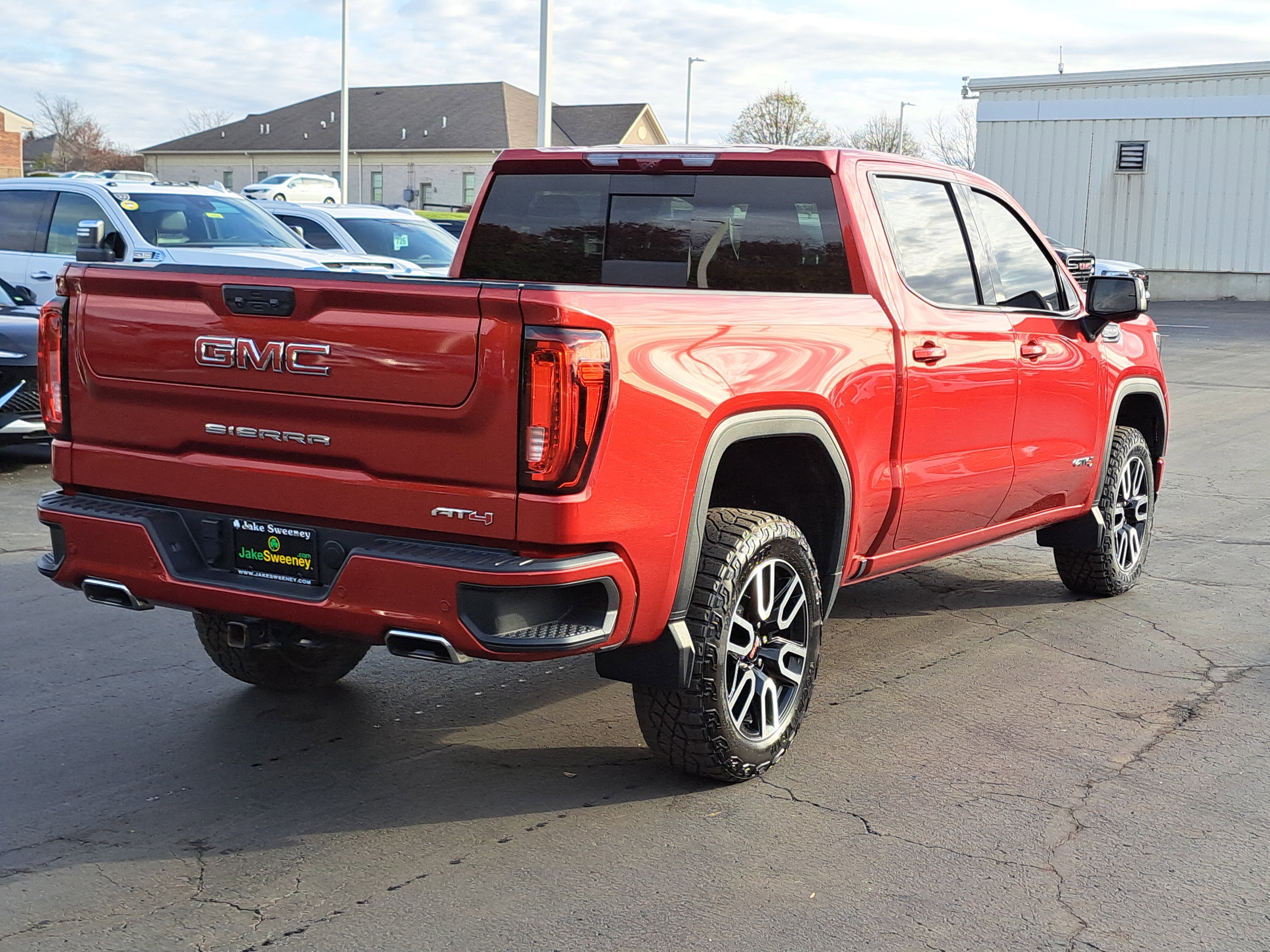 Used 2023 GMC Sierra 1500 AT4 w/ Technology Package image 4