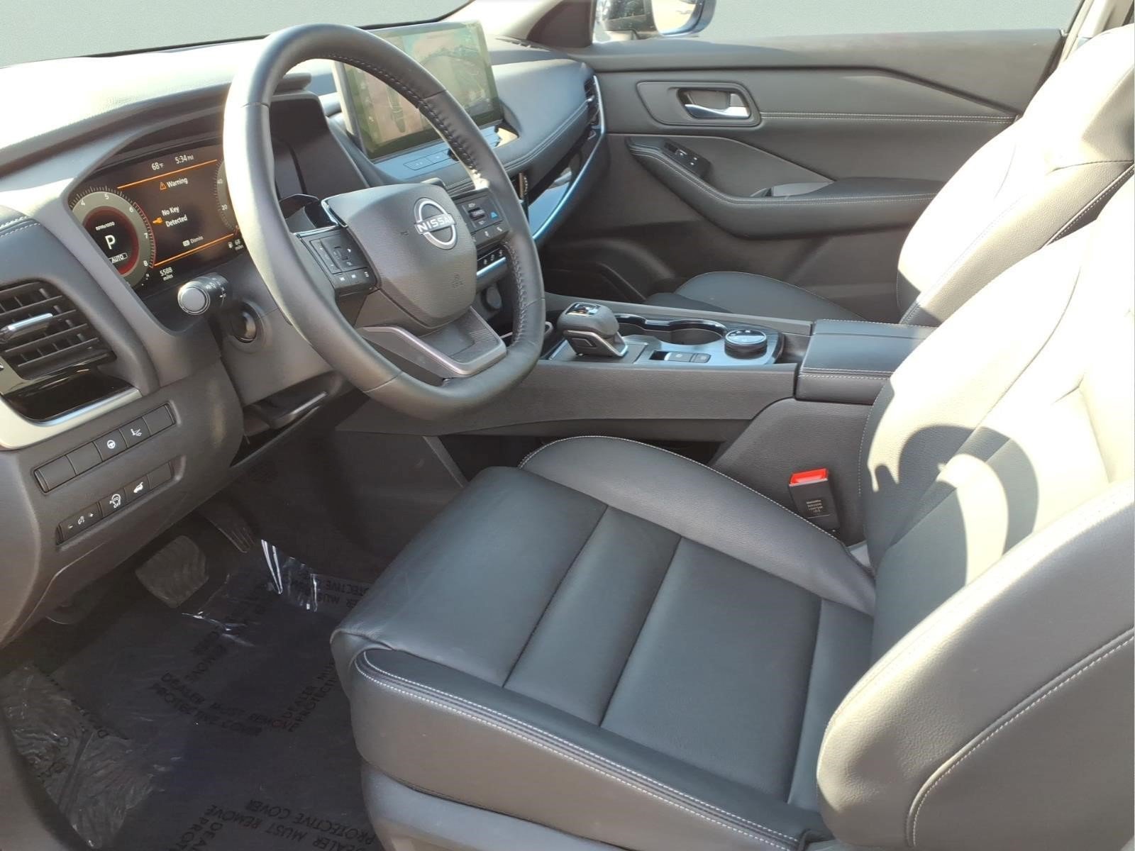 Certified 2025 Nissan Rogue SL w/ Tech Package AWD/4WD image 11