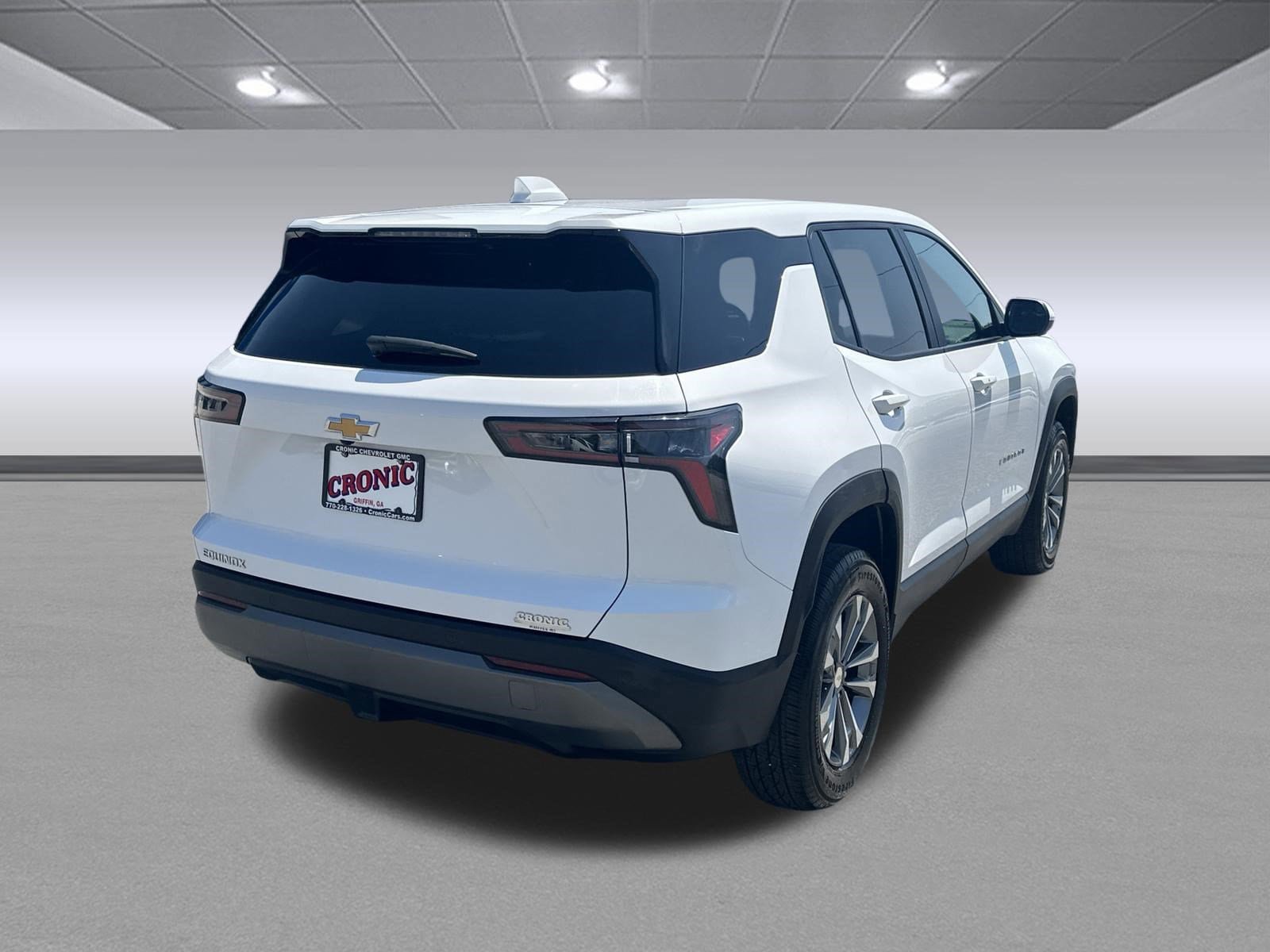 Used 2025 Chevrolet Equinox LT FWD image 3