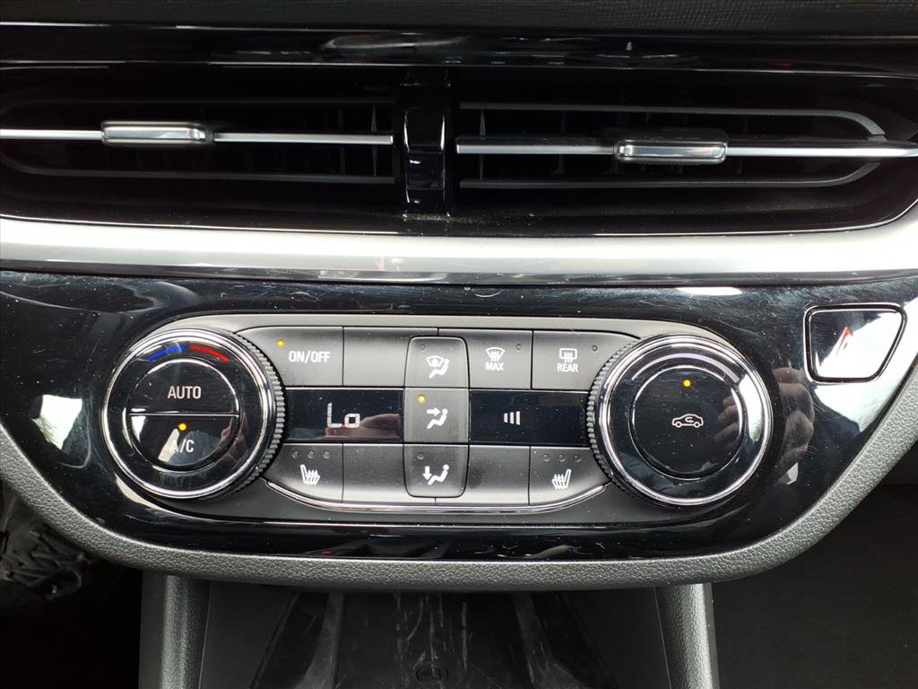 Certified 2024 Buick Envista Sport Touring w/ Convenience I Package image 22