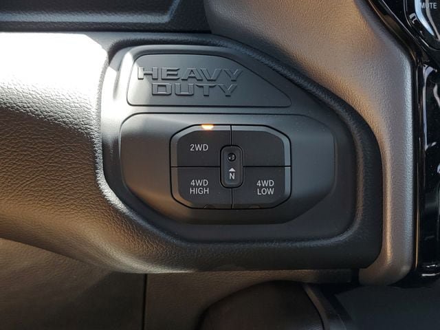 New 2026 RAM 2500 Big Horn AWD/4WD image 33